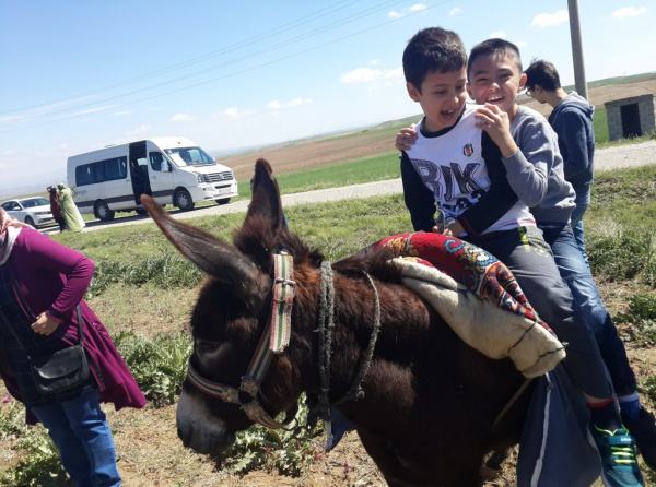 Öğrencilerimiz Kırşehir´in Tarihi ve Doğal Mekanlarında