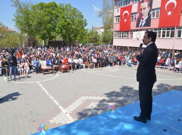 Okulumuzda 23 Nisan Ulusal Egemenlik ve Çocuk Bayramı