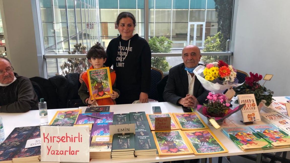 1. Sınıflar Kitap Fuarında Yazarlarla Buluştu